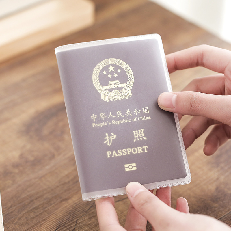 Şeffaf kalınlaştırılmış pasaport kılıfı