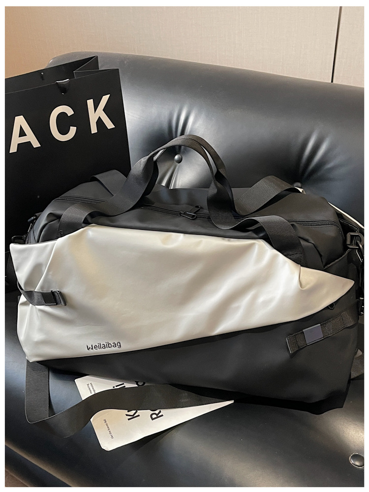 Large capacity dry-wet separation travel bag