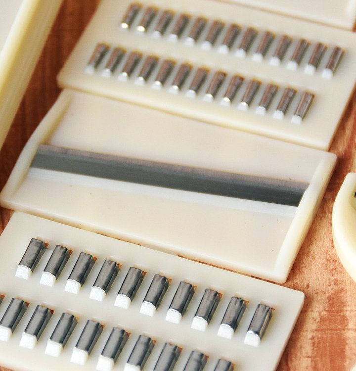 Çok fonksiyonlu sebze doğrayıcı, patates dilimleyici ve soyacağı, 11 parçalı set