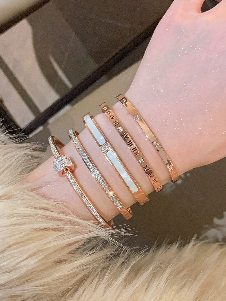 Zirkonia-Armband, leichtes Luxusdesign