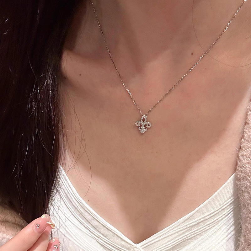 S925 silver peony necklace with zircon, clavicle chain