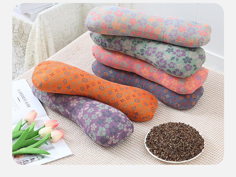 Buckwheat pillow, cylindrical, firm, cervical spine support