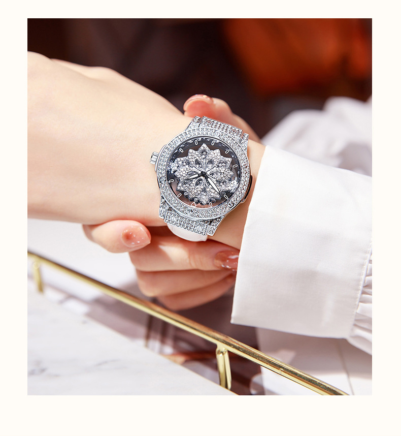 Women's Watch Large Dial Waterproof Star Design