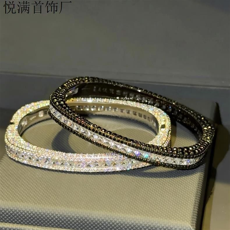 Cubic Zirconia Square Thread Bracelet
