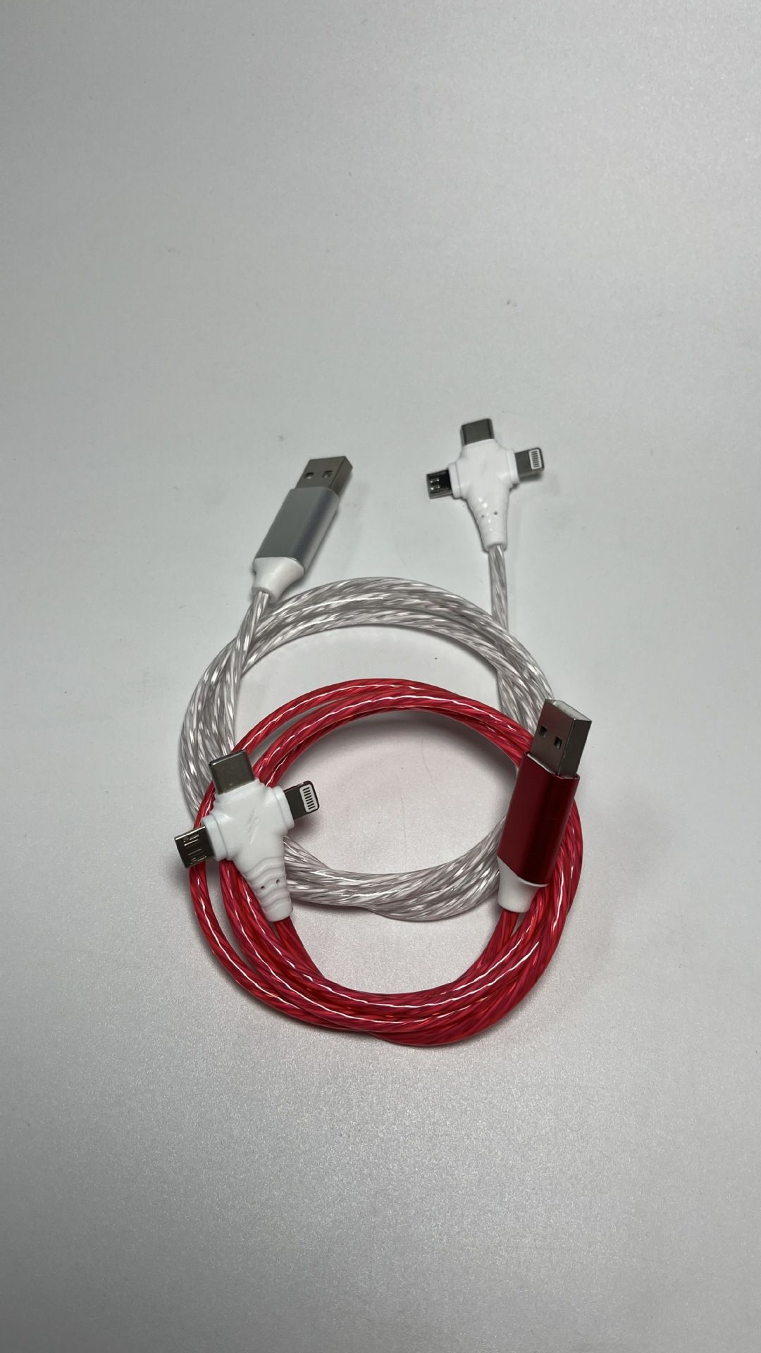 Araba kullanımı için üçü bir arada ışıklı veri kablosu, Apple type-c ışıklı taşınabilir çok bağlantı noktalı ışıklı hızlı şarj flaş şarjı için uygundur