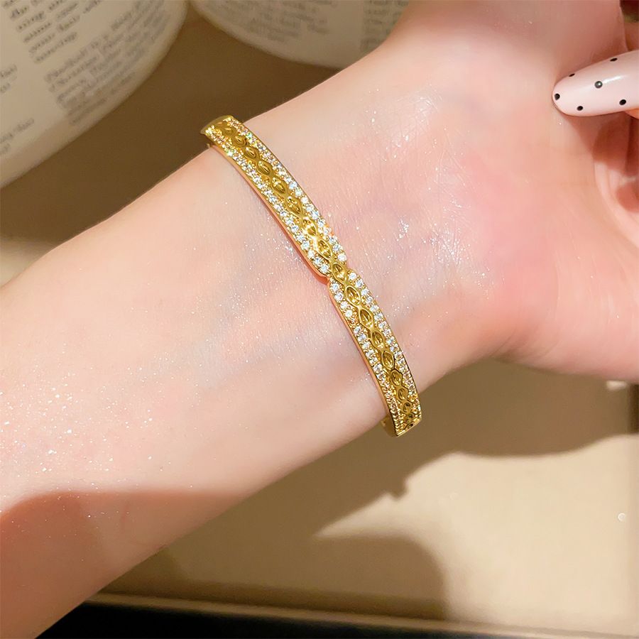 Zirkon-Dreieck-Armband, Vintage-Stil, Damen