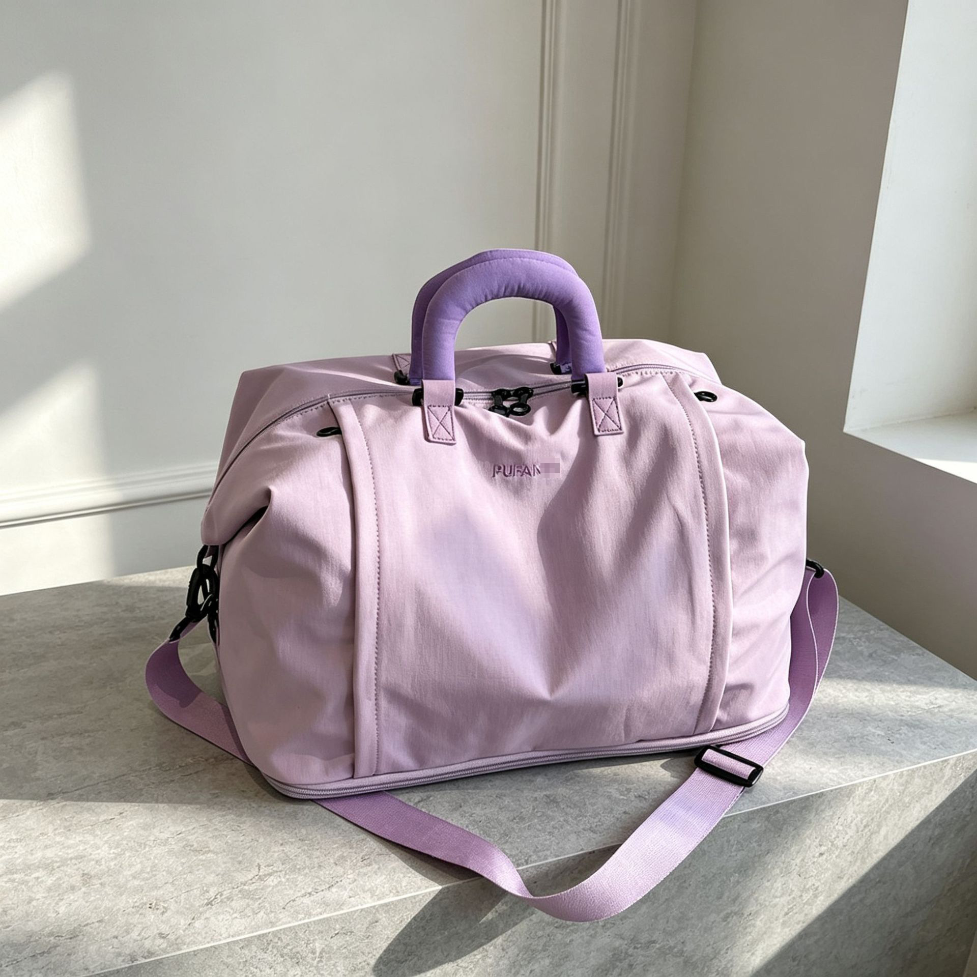 Leichte Reisetasche, erweiterbar, Trocken-Nass-Trennung