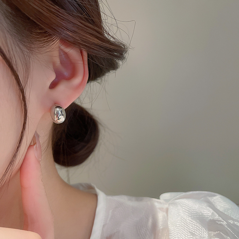 Gold-plated silver bead stud earrings, metal style