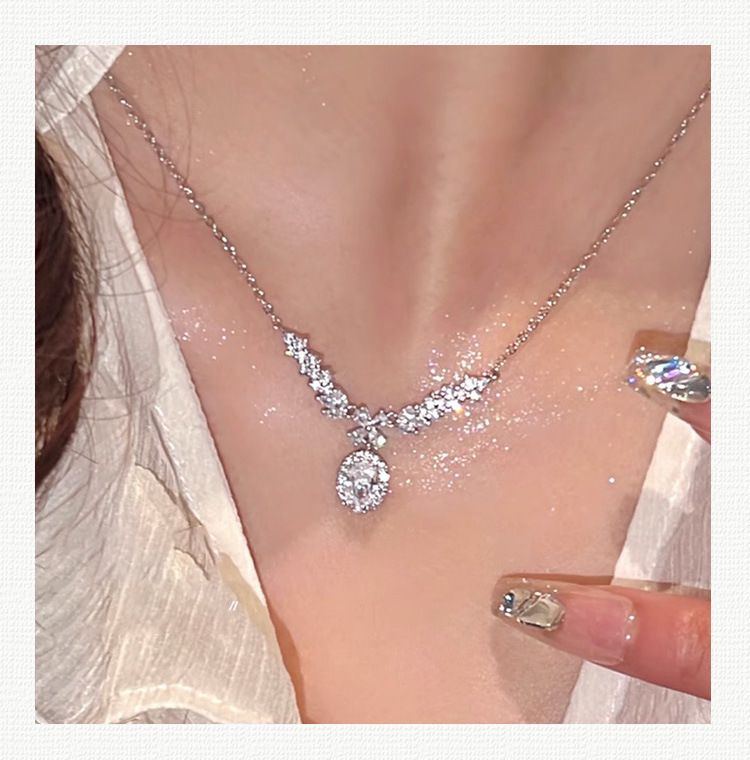 Perlenkette mit Schmetterlingsanhänger, Titan-Edelstahl, für Damen
