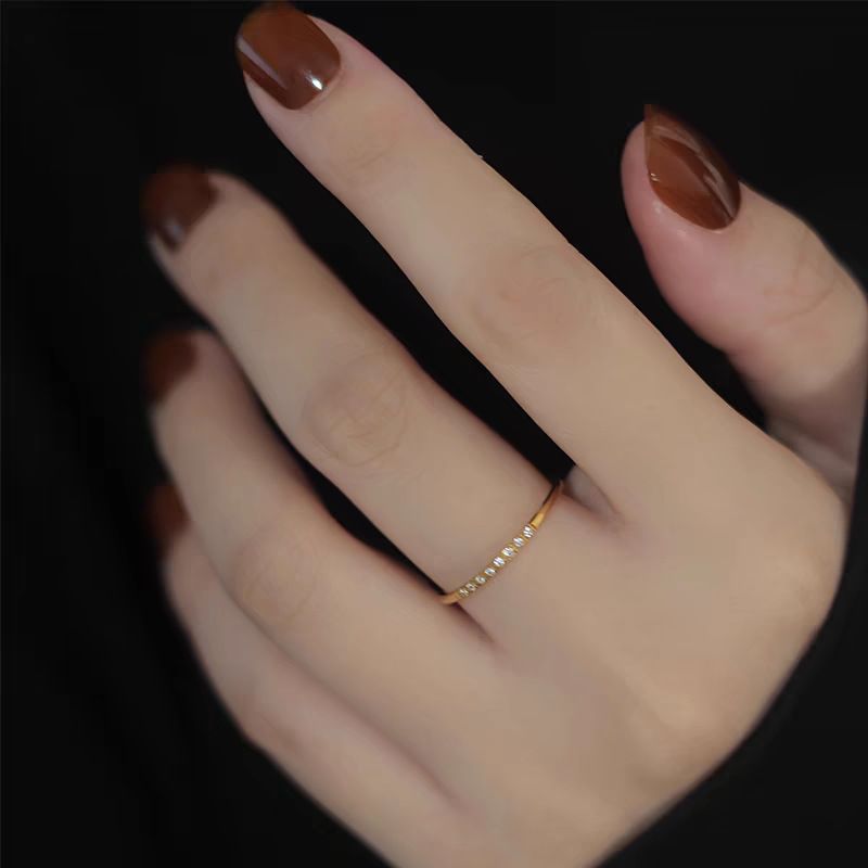 8-Stone Women's Ring, Slim Design, Zircon