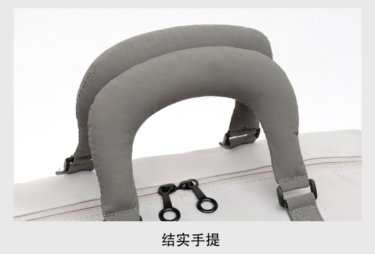 Extra-large travel bag expandable, wet and dry compartments