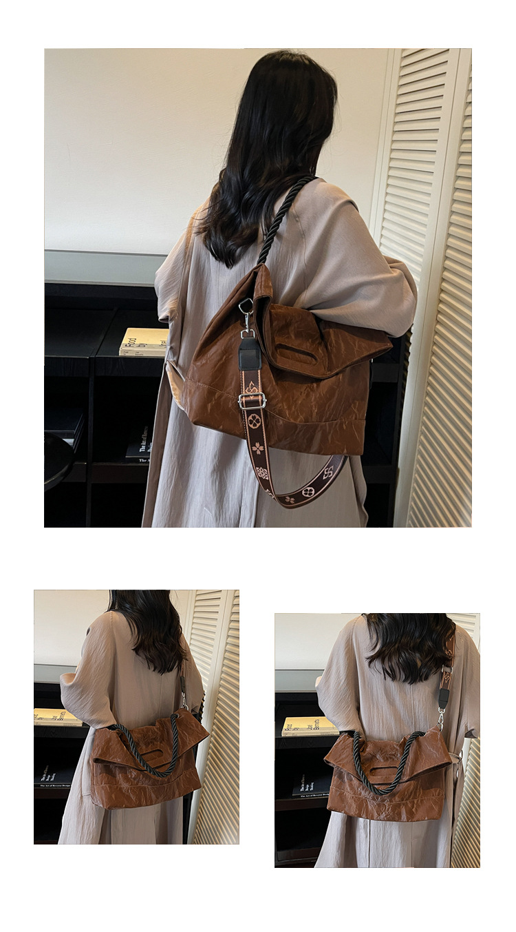 Travel bag, large capacity, single shoulder strap