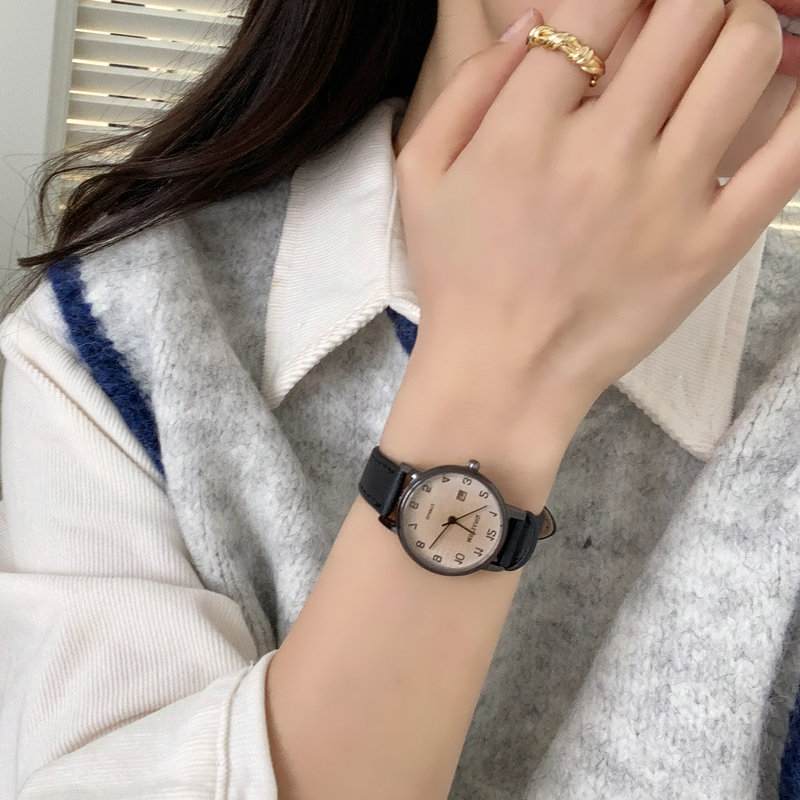 Damen Retro-Quarzuhr mit elegantem schlichtem Design