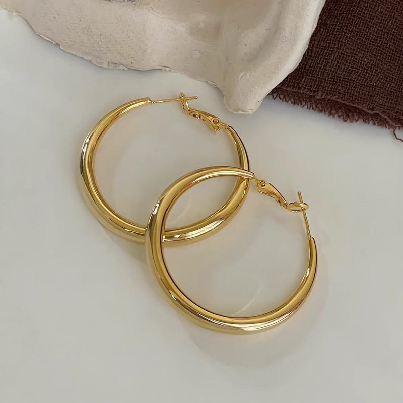 Premium metal ring ear clips without piercing for women