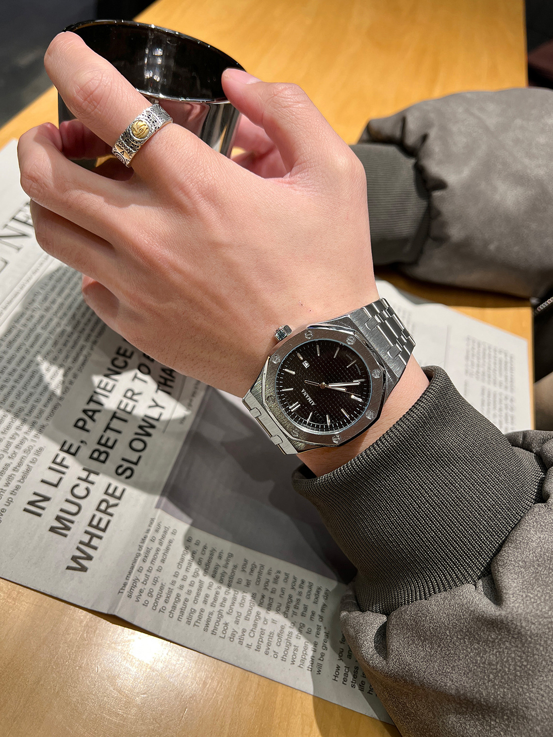 Royal Oak Quartz Men's Watch with Waterproof Steel Band