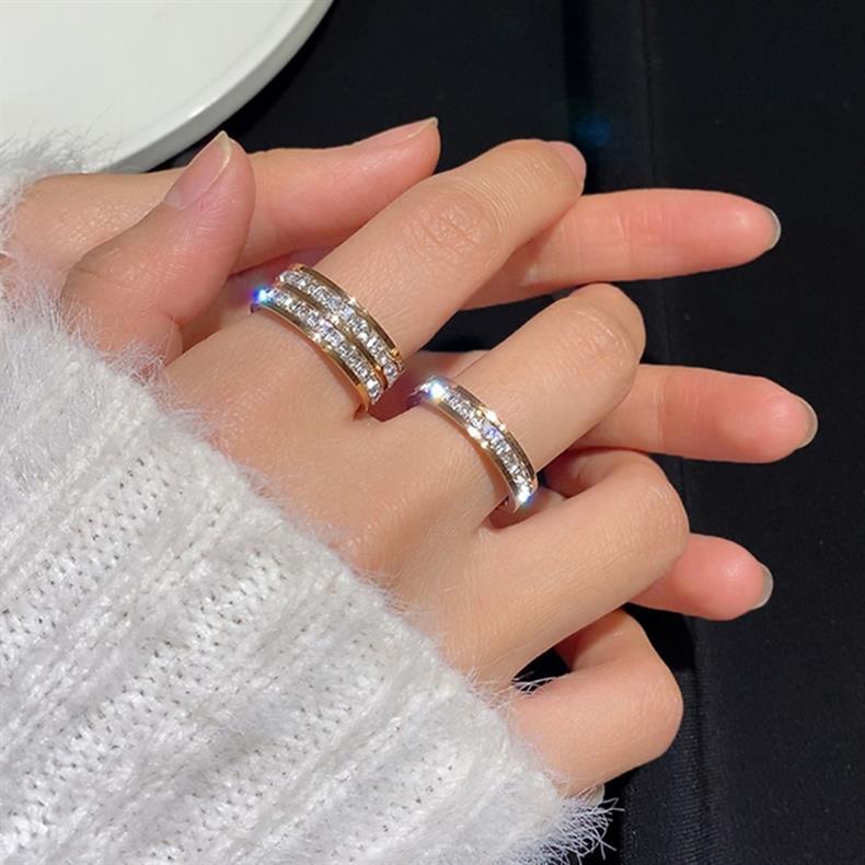 Doppelter quadratischer Diamantring-Set, minimalistisches Design
