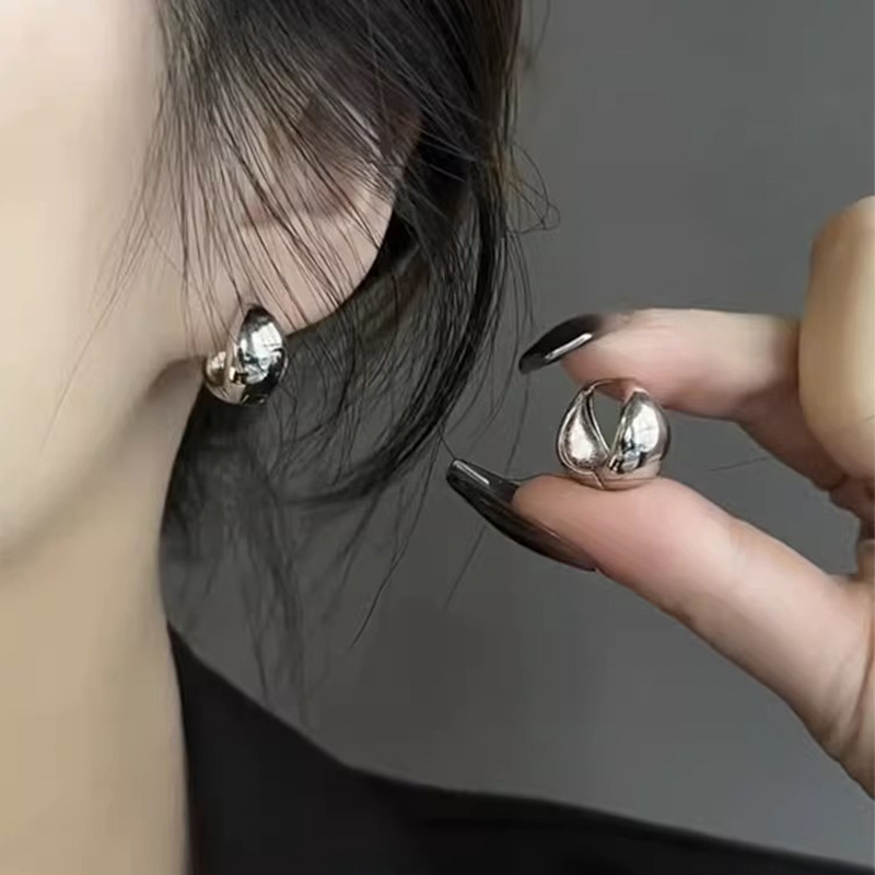 Minimalistische Ohrring-Clips vintage Alltag