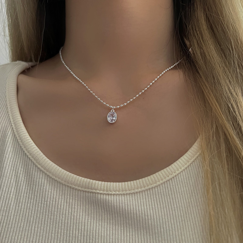 S925 Sterlingsilber-Glücksknoten-Halskette, mattierungsresistent
