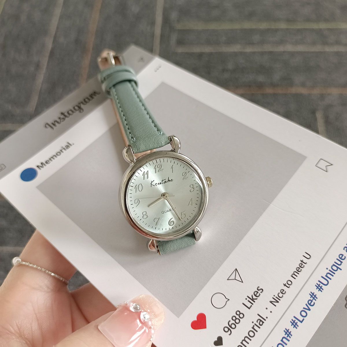 Women's Quartz Watch Small Dial Vintage Simple