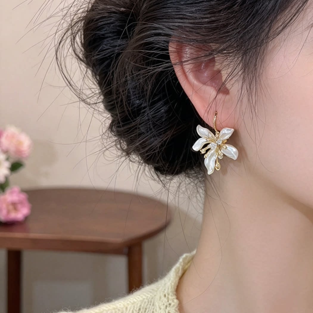 Zirkon-Blumen-Ohrringe für Damen, französischer Stil, leicht