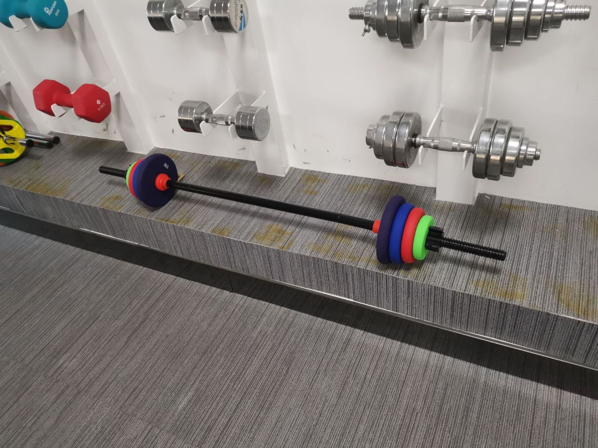 Colorful vinyl-coated dumbbell set, fitness shaping, adjustable