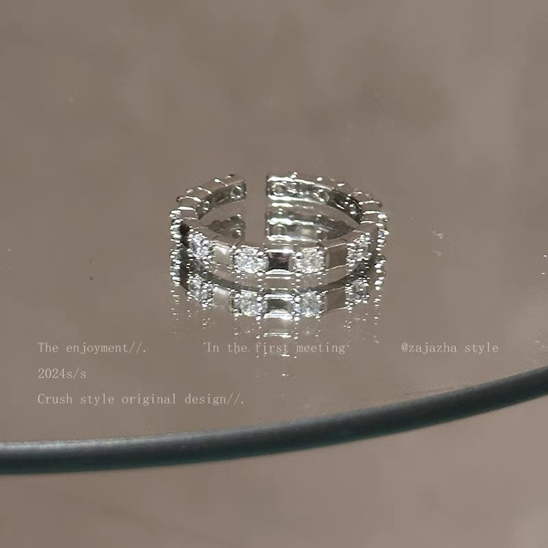 Zircon adjustable open ring, minimalist design