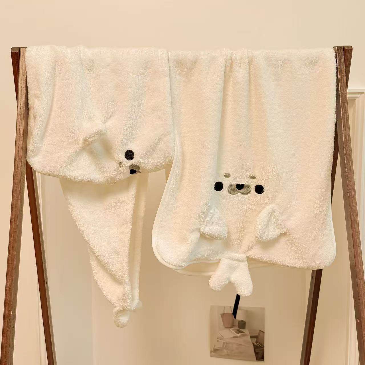 Seal-print bath towel set, 3-piece