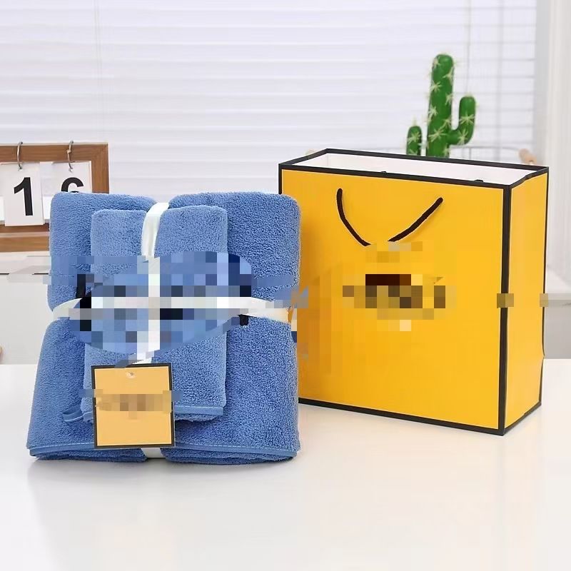 Banyo havlusu 2'li set, mercan kadife, hızlı kuruyan