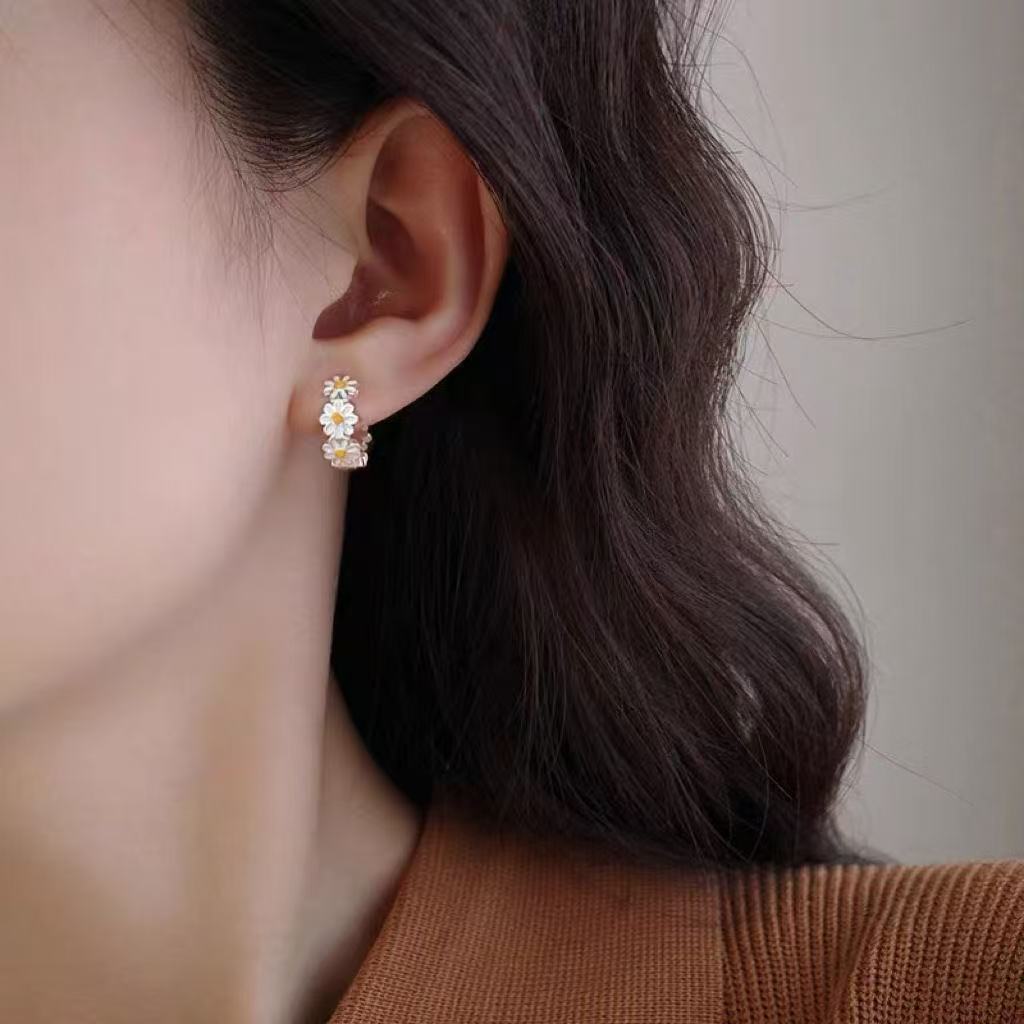 Gänseblümchen-Ohrringe Damen Blütendesign elegant