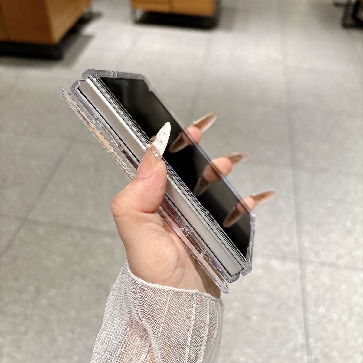Samsung Galaxy Z Flip 8/7/6 ve Z Fold 8 kılıfı, kabuk desen