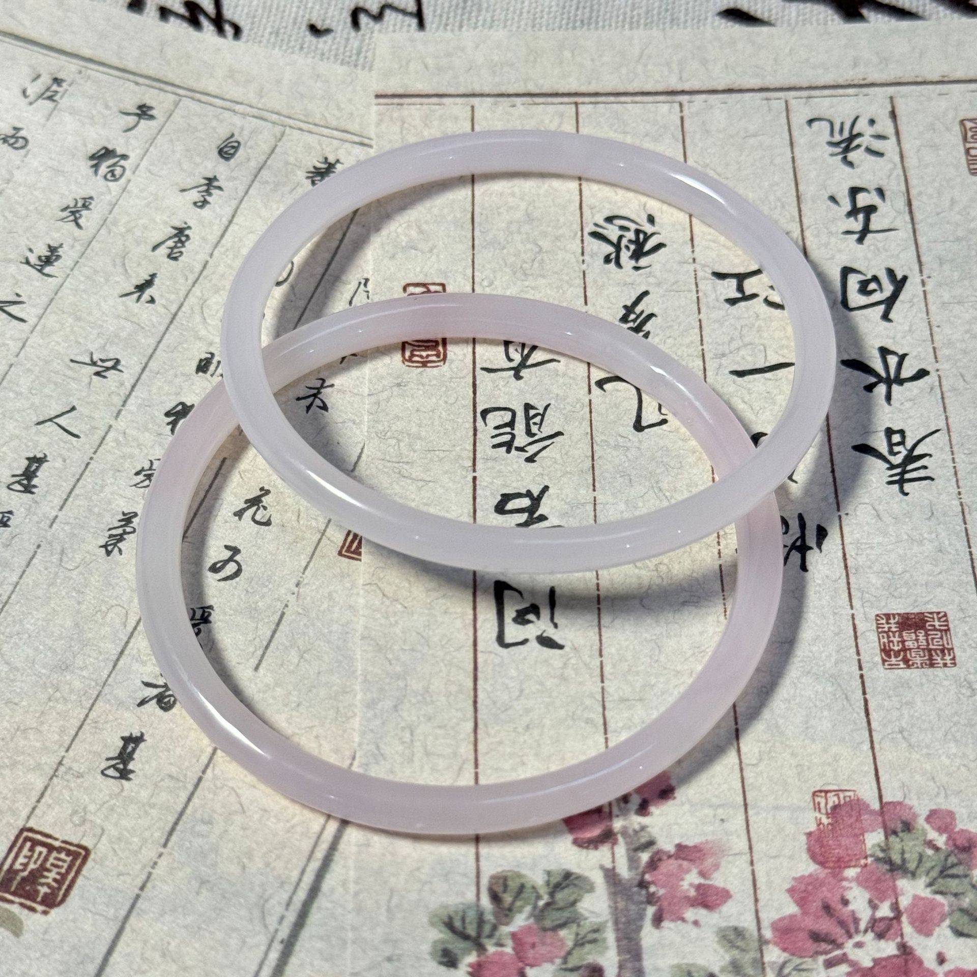 Tianshan emerald jade bangle, ice glutinous type, floating flower pattern
