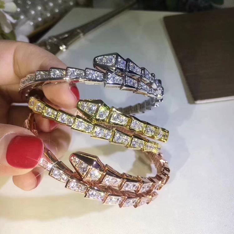 Snake-shaped bracelet with full rhinestones, 18k gold plating