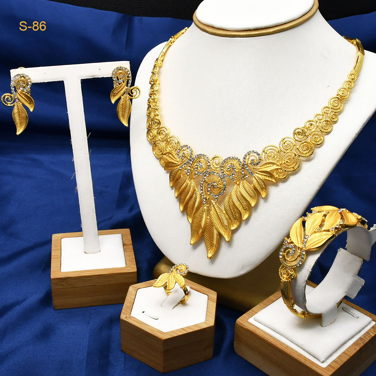Dubai Brautschmuckset, 24K vergoldet, vierteilig