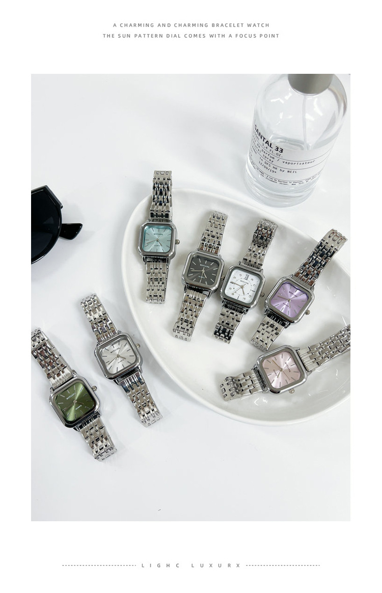 Quadratische Damen-Quarzuhr im Vintage-Stil