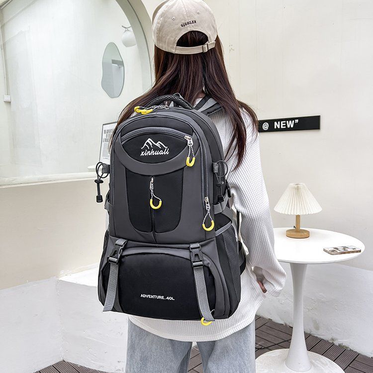 Large capacity mountaineering backpack waterproof travel bag