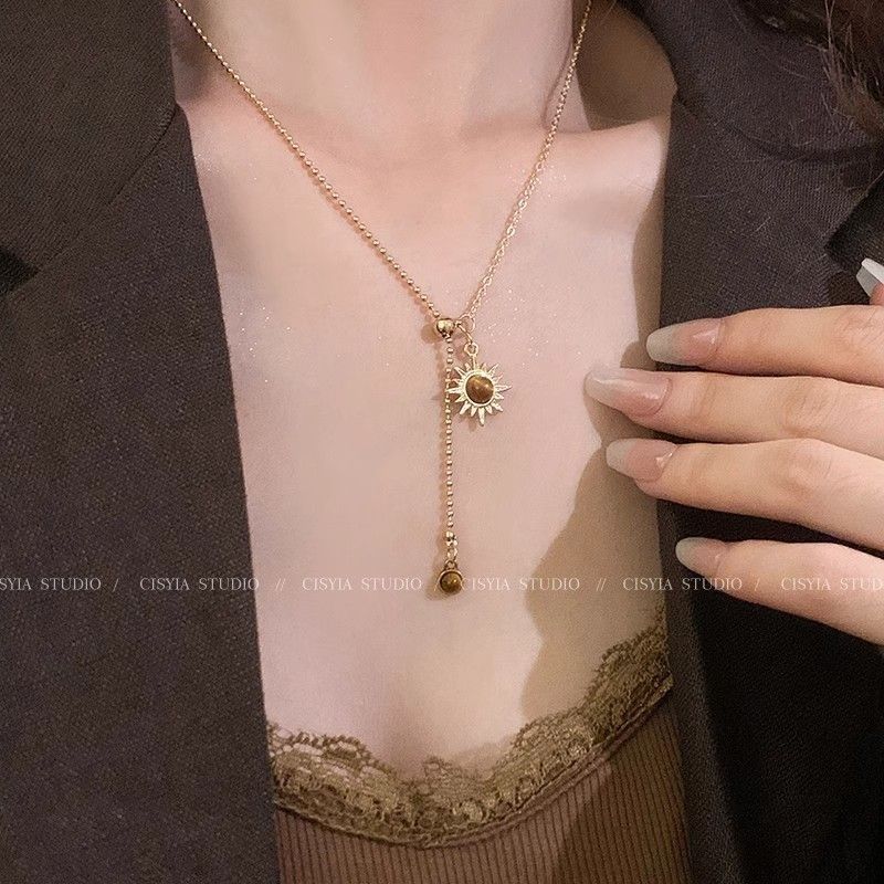 Tiger's Eye Stone Pendant Necklace Women Vintage Elegant