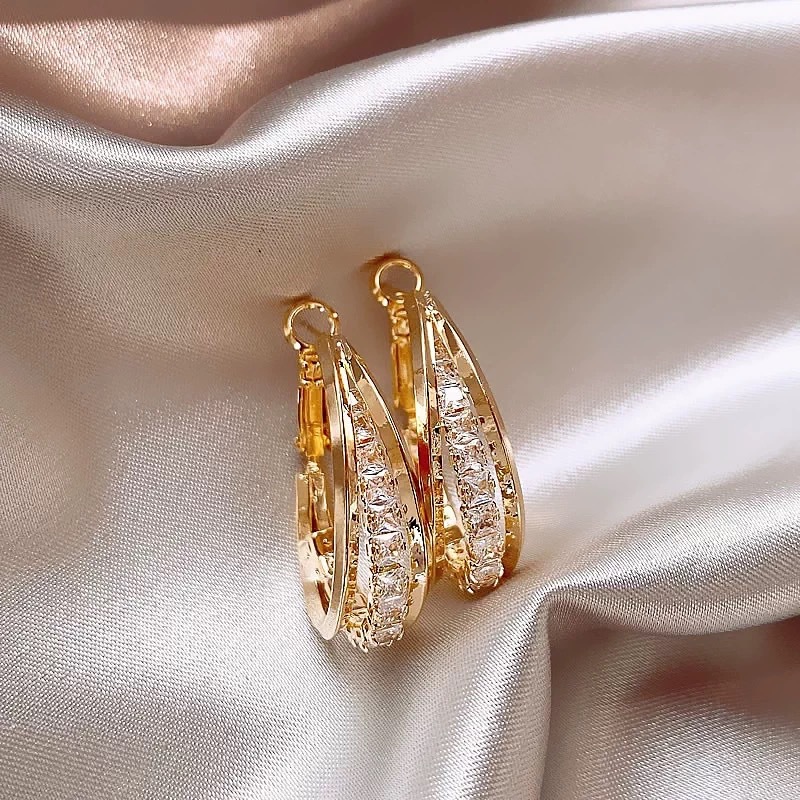 Zirkonia-Ohrstecker für Frauen, elegantes Design