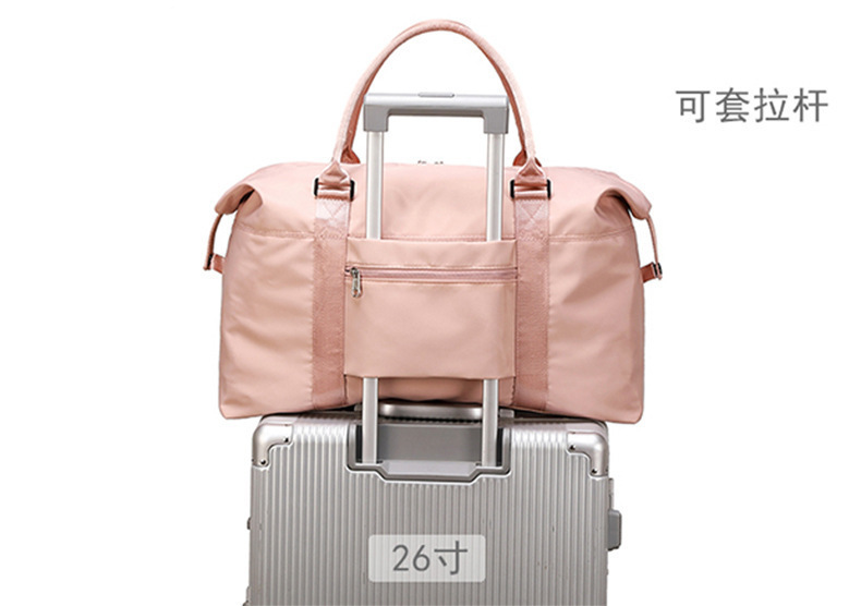 Travel bag with wet and dry compartments, large capacity