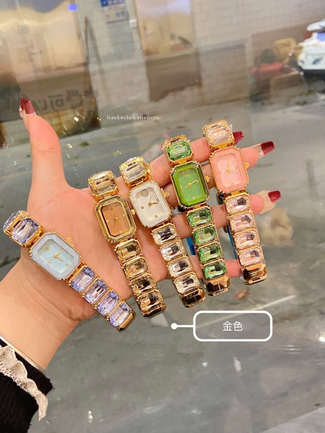 Kare kadın saati, kuvars, moda tasarım