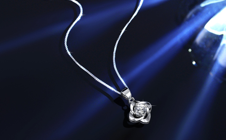 Moissanit-Anhänger-Halskette S925 Sterlingsilber rhodiniert