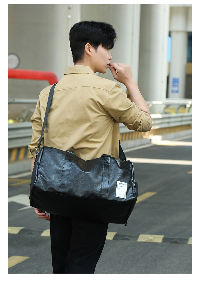 Portable travel bag, soft PU leather, multifunctional