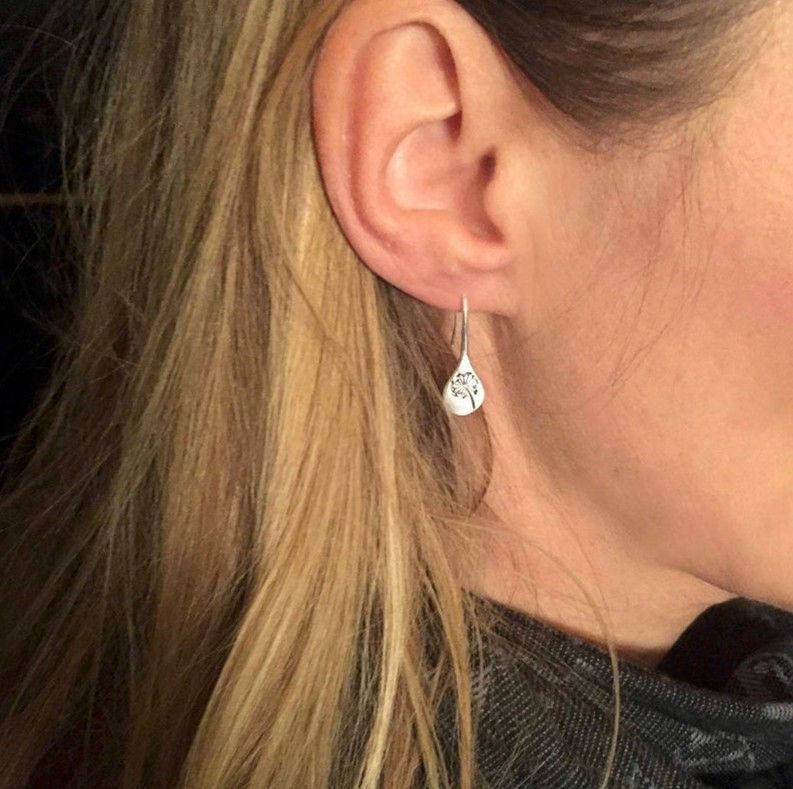 S925 silver dandelion design earrings