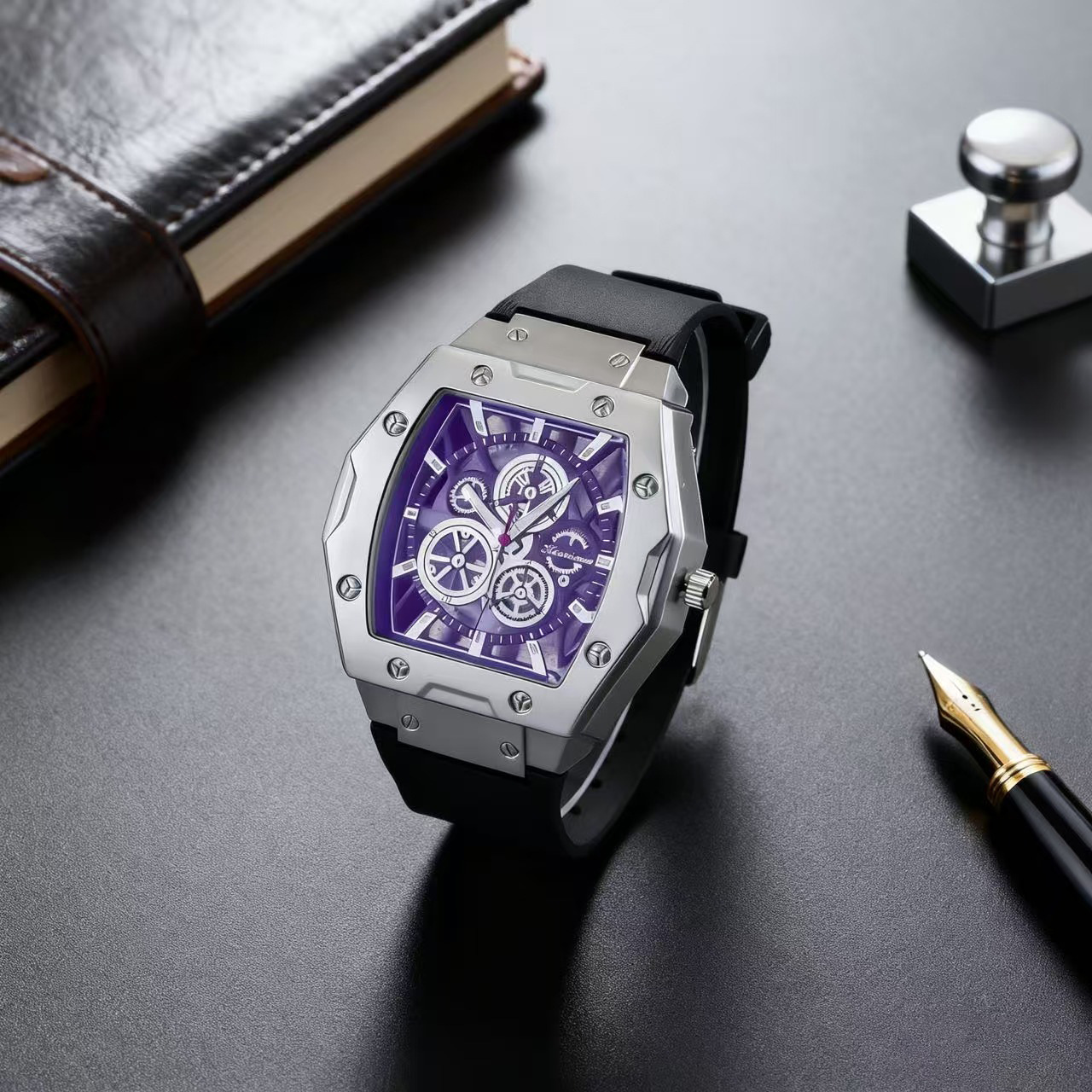 Men's quartz watch, barrel design, silicone strap, hollow dial