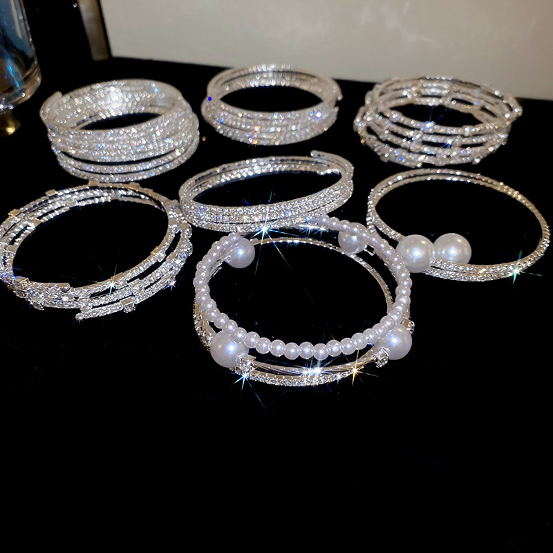 Artificial pearl multilayer rhinestone stretch bracelet