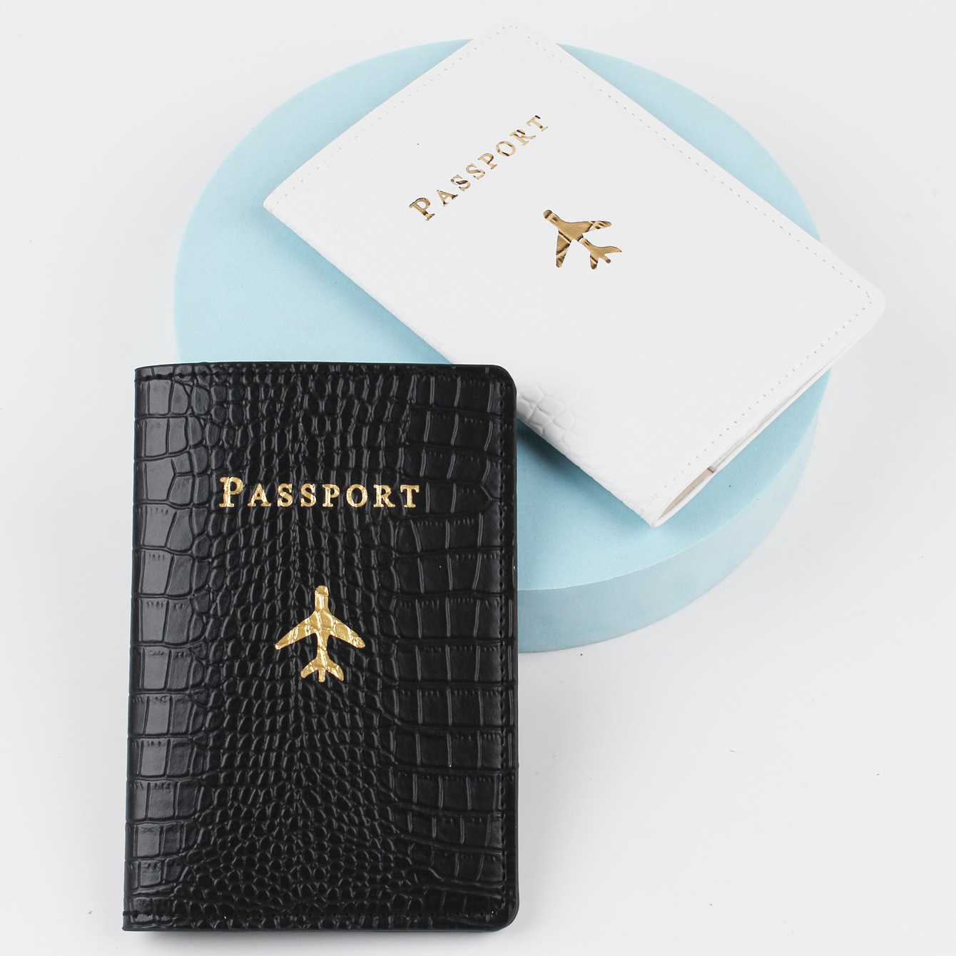 PU pasaport kılıfı, altın damgalı, el dikişli