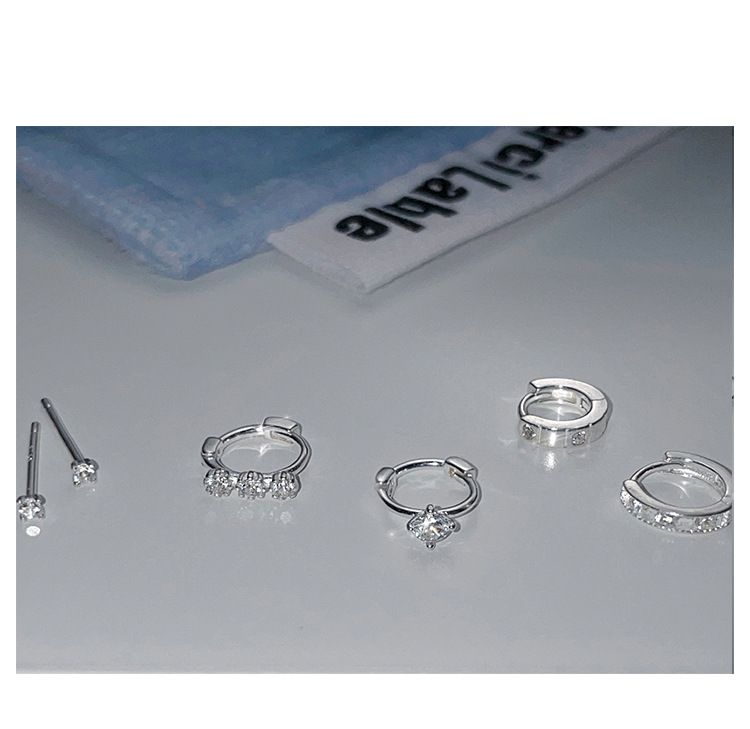 999er-Silber-Zirkonstein-Ohrstecker mit Schmetterlingsdesign