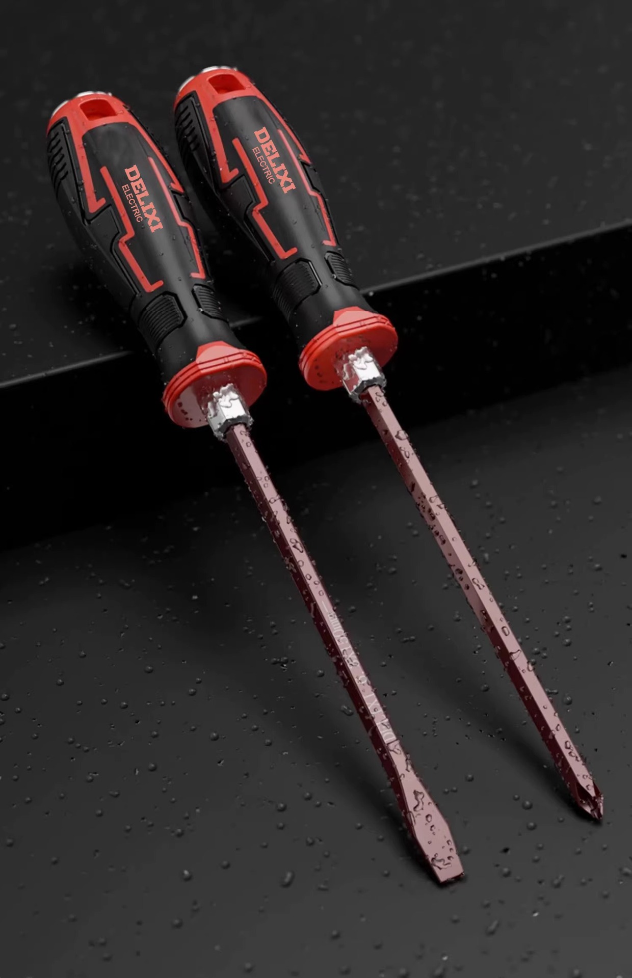 Düz uçlu tornavida seti Phillips ve Torx uçlarıyla