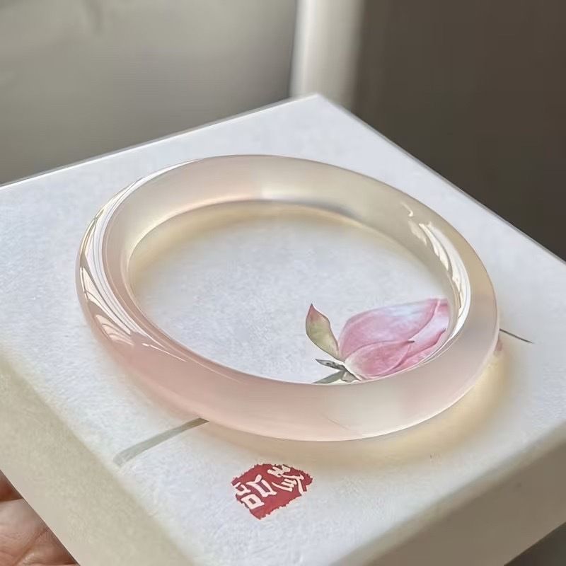 Hetian jade bracelet, clear water green, natural stone