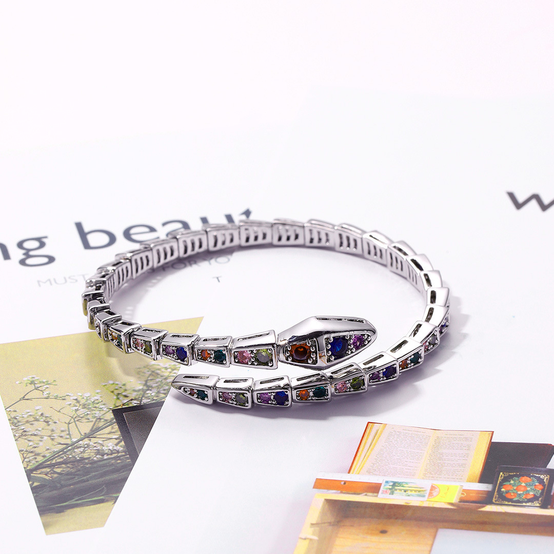 Snake-shaped bracelet with full rhinestones, 18k gold plating