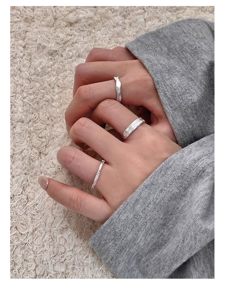 Geometric Möbius ring for women, open adjustable, luxury style